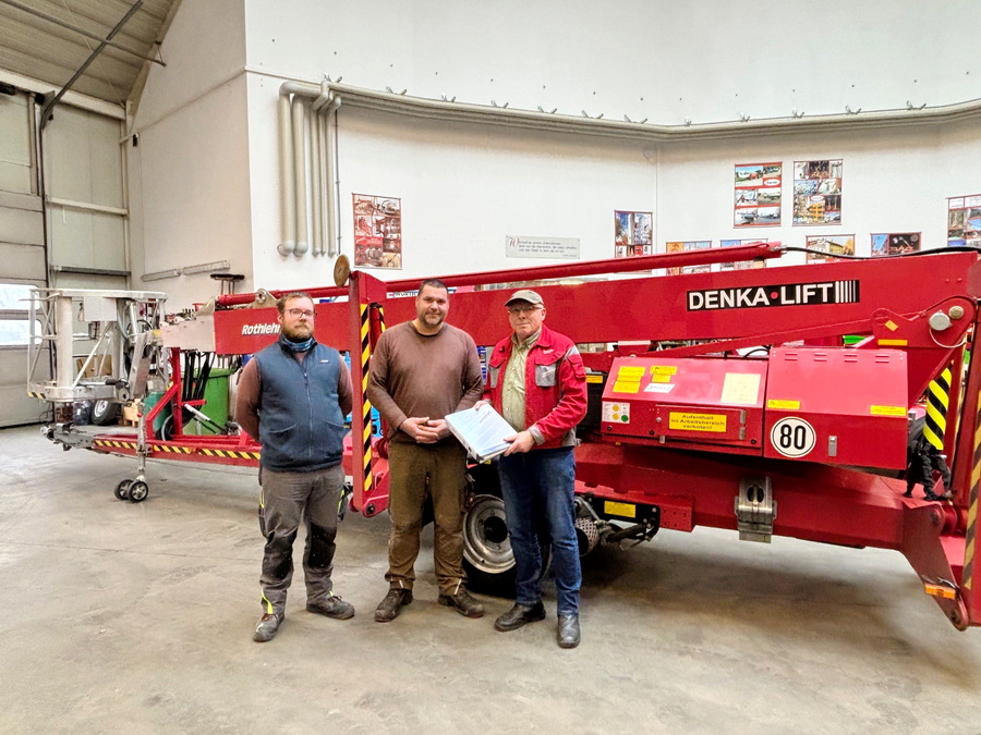 Aufbereiteter DENKA•LIFT DL30 für Baudienstleistungen